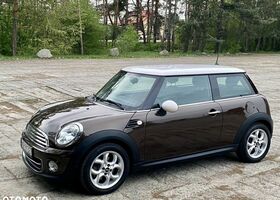 Міні Cooper, об'ємом двигуна 1.6 л та пробігом 158 тис. км за 7754 $, фото 10 на Automoto.ua