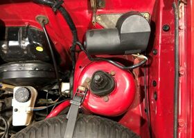 Червоний Вольво 340, об'ємом двигуна 1.39 л та пробігом 23 тис. км за 10839 $, фото 18 на Automoto.ua