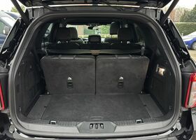 Форд Експлорер 2022 у Європі на Automoto.ua Чорний Форд Експлорер, об'ємом двигуна 2.96 л та пробігом 126 тис. км за 49661 $, фото 24 на Automoto.ua