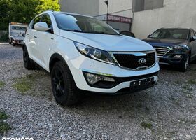 Кіа Sportage, об'ємом двигуна 2 л та пробігом 129 тис. км за 10562 $, фото 4 на Automoto.ua