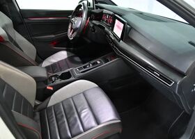 Фольксваген Гольф ГТІ 2021 у Європі на Automoto.ua Білий Фольксваген Гольф ГТІ, об'ємом двигуна 1.98 л та пробігом 94 тис. км за 43036 $, фото 6 на Automoto.ua