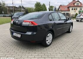 Рено Лагуна, объемом двигателя 2 л и пробегом 185 тыс. км за 4082 $, фото 4 на Automoto.ua