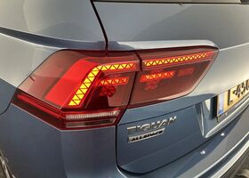 Фольксваген Tiguan Allspace 2021 у Європі на Automoto.ua Синій Фольксваген Tiguan Allspace, об'ємом двигуна 1.97 л та пробігом 112 тис. км за 41932 $, фото 38 на Automoto.ua
