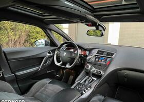 Ситроен ДС5, объемом двигателя 1.6 л и пробегом 218 тыс. км за 8186 $, фото 2 на Automoto.ua