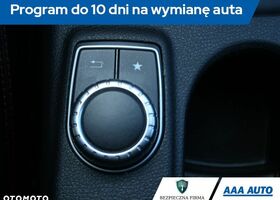 Мерседес ГЛА-Клас, об'ємом двигуна 1.6 л та пробігом 82 тис. км за 23758 $, фото 18 на Automoto.ua