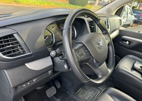 Тойота Proace Verso 2023 у Європі на Automoto.ua Тойота Proace Verso, об'ємом двигуна 2 л та пробігом 121 тис. км за 34900 $, фото 18 на Automoto.ua