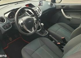 Форд Фиеста, объемом двигателя 1.24 л и пробегом 220 тыс. км за 3240 $, фото 8 на Automoto.ua