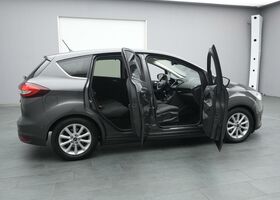 Форд Сі-Макс 2019 у Європі на Automoto.ua Форд Сі-Макс, об'ємом двигуна 1 л та пробігом 99 тис. км за 9900 $, фото 46 на Automoto.ua