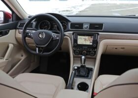 Volkswagen Passat 2017 на тест-драйве, фото 19