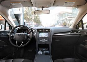 Ford Fusion 2019 на тест-драйве, фото 8