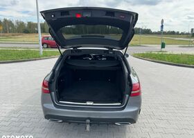 Мерседес Ц-Класс 2018 в Европе на Automoto.ua Серый Мерседес Ц-Класс, объемом двигателя 1 л и пробегом 235 тыс. км за 19855 $, фото 12 на Automoto.ua