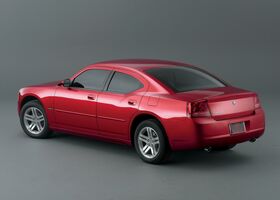 Додж Charger, Седан 2005 - н.в. 3,5 i V6 24V