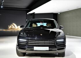 Чорний Порше Cayenne, об'ємом двигуна 3 л та пробігом 66 тис. км за 61935 $, фото 4 на Automoto.ua