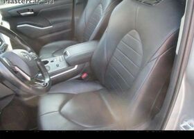Тойота Хайлендер 2021 у Європі на Automoto.ua Білий Тойота Хайлендер, об'ємом двигуна 2.49 л та пробігом 173 тис. км за 42353 $, фото 5 на Automoto.ua