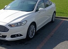 Форд Фьюжен, об'ємом двигуна 2 л та пробігом 160 тис. км за 12959 $, фото 1 на Automoto.ua