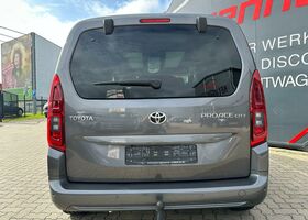 Тойота Proace Verso 2021 у Європі на Automoto.ua Тойота Proace Verso, об'ємом двигуна 1.2 л та пробігом 43 тис. км за 21890 $, фото 7 на Automoto.ua