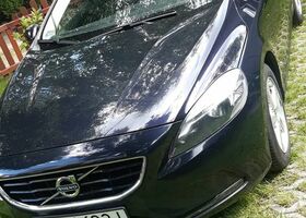 Вольво V40, об'ємом двигуна 1.97 л та пробігом 202 тис. км за 10130 $, фото 1 на Automoto.ua