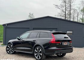 Вольво V60 Cross Country, об'ємом двигуна 1.97 л та пробігом 142 тис. км за 29352 $, фото 4 на Automoto.ua