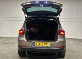 Фольксваген Тигуан 2013 в Европе на Automoto.ua Коричневый Фольксваген Тигуан, объемом двигателя 1.39 л и пробегом 153 тыс. км за 10469 $, фото 14 на Automoto.ua