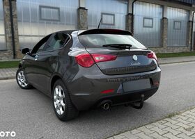 Альфа Ромео Giulietta 2012 у Європі на Automoto.ua Сірий Альфа Ромео Giulietta, об'ємом двигуна 1 л та пробігом 148 тис. км за 5691 $, фото 18 на Automoto.ua