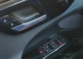 Мерседес Ц-Класс 2021 в Европе на Automoto.ua Мерседес Ц-Класс, объемом двигателя 1 л и пробегом 112 тыс. км за 30243 $, фото 21 на Automoto.ua