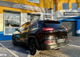 Джип Cherokee, об'ємом двигуна 1.96 л та пробігом 417 тис. км за 10778 $, фото 5 на Automoto.ua