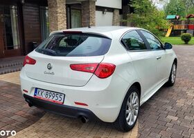 Альфа Ромео Giulietta, об'ємом двигуна 1.96 л та пробігом 180 тис. км за 6026 $, фото 7 на Automoto.ua