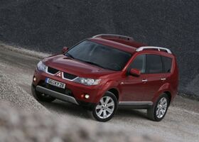 Мицубиси Аутлендер, Внедорожник / Кроссовер 2006 - 2012 II 2.4i (170) 4WD MT