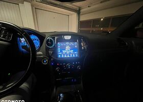 Крайслер 300 S, об'ємом двигуна 3.6 л та пробігом 127 тис. км за 12635 $, фото 26 на Automoto.ua