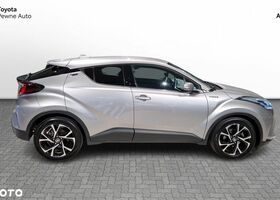 Тойота C-HR, об'ємом двигуна 1.99 л та пробігом 88 тис. км за 22873 $, фото 5 на Automoto.ua