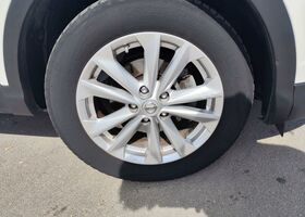 Ніссан Кашкай 2014 у Європі на Automoto.ua Білий Ніссан Кашкай, об'ємом двигуна 1.46 л та пробігом 162 тис. км за 10490 $, фото 9 на Automoto.ua