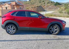 Красный Мазда CX-30, объемом двигателя 2 л и пробегом 45 тыс. км за 24972 $, фото 7 на Automoto.ua