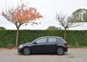 Фольксваген Поло 2021 у Європі на Automoto.ua Чорний Фольксваген Поло, об'ємом двигуна 1 л та пробігом 158 тис. км за 16756 $, фото 3 на Automoto.ua