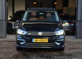 Фольксваген Туран 2017 у Європі на Automoto.ua Чорний Фольксваген Туран, об'ємом двигуна 1.4 л та пробігом 181 тис. км за 20909 $, фото 3 на Automoto.ua