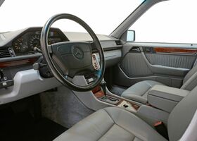 Mercedes-Benz W124 null на тест-драйве, фото 7