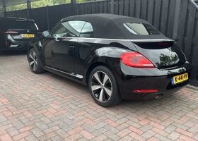 Фольксваген Бітл 2016 у Європі на Automoto.ua Чорний Фольксваген Бітл, об'ємом двигуна 1.2 л та пробігом 79 тис. км за 22176 $, фото 12 на Automoto.ua