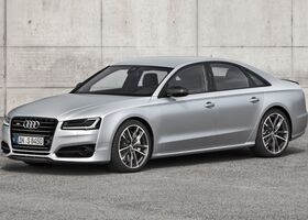 Audi S8 2016 на тест-драйве, фото 2