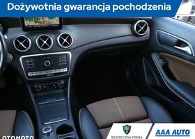 Мерседес ГЛА-Клас 2017 у Європі на Automoto.ua Білий Мерседес ГЛА-Клас, об'ємом двигуна 1 л та пробігом 160 тис. км за 19371 $, фото 8 на Automoto.ua