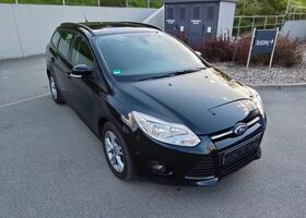 Форд Фокус, объемом двигателя 1 л и пробегом 147 тыс. км за 4860 $, фото 8 на Automoto.ua