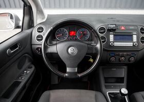 Фольксваген Гольф Плюс 2006 в Европе на Automoto.ua Серый Фольксваген Гольф Плюс, объемом двигателя 1.6 л и пробегом 193 тыс. км за 4023 $, фото 11 на Automoto.ua