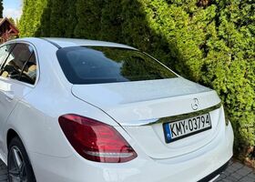 Мерседес Ц-Клас 2018 у Європі на Automoto.ua Білий Мерседес Ц-Клас, об'ємом двигуна 1 л та пробігом 97 тис. км за 23003 $, фото 3 на Automoto.ua