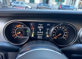 Джип Gladiator 2021 в Европе на Automoto.ua Серый Джип Gladiator, объемом двигателя 2.99 л и пробегом 82 тыс. км за 50223 $, фото 12 на Automoto.ua