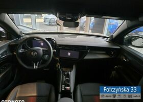 Альфа Ромео Джуниор 2024 в Европе на Automoto.ua Серый Альфа Ромео Джуниор, объемом двигателя 1 л и пробегом 7 тыс. км за 32177 $, фото 13 на Automoto.ua
