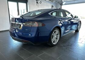 Синий Тесла Модель С, объемом двигателя 0 л и пробегом 100 тыс. км за 32501 $, фото 7 на Automoto.ua