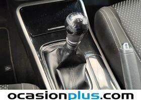 Міцубісі Аутлендер 2019 у Європі на Automoto.ua Чорний Міцубісі Аутлендер, об'ємом двигуна 2.27 л та пробігом 118 тис. км за 22800 $, фото 4 на Automoto.ua
