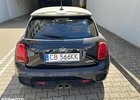 Мини John Cooper Works, объемом двигателя 2 л и пробегом 48 тыс. км за 24838 $, фото 3 на Automoto.ua