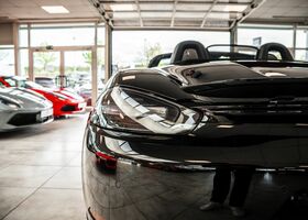 Чорний Порше Boxster, об'ємом двигуна 4 л та пробігом 94 тис. км за 126715 $, фото 12 на Automoto.ua