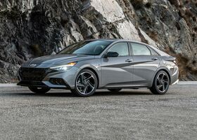 Купити нову модель Hyundai Elantra 2022