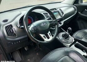 Кіа Sportage, об'ємом двигуна 2 л та пробігом 205 тис. км за 8790 $, фото 15 на Automoto.ua