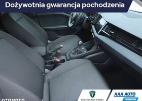 Ауді A1, об'ємом двигуна 1 л та пробігом 43 тис. км за 17927 $, фото 9 на Automoto.ua